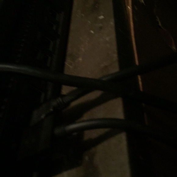 Xbox 1 and a game - Picture 7 of 8